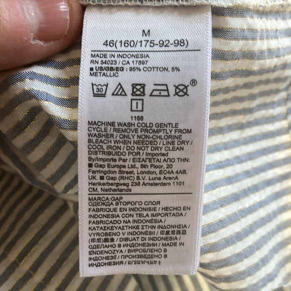 GAP Metalic Seer Sucker Dress - Picture 5 of 5